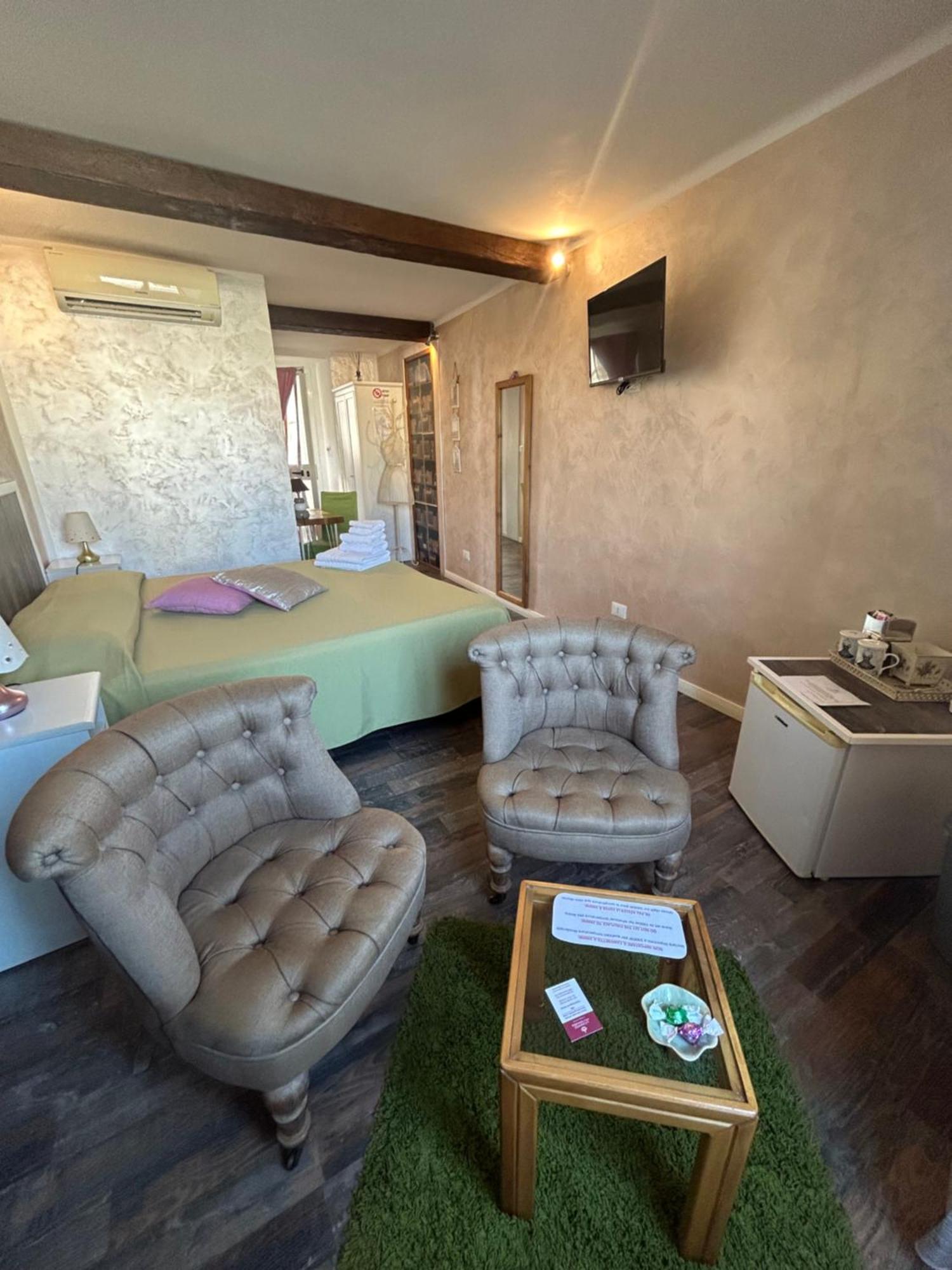 La Finestra Sulla Reggia Bed & Breakfast Venaria Reale Ruang foto