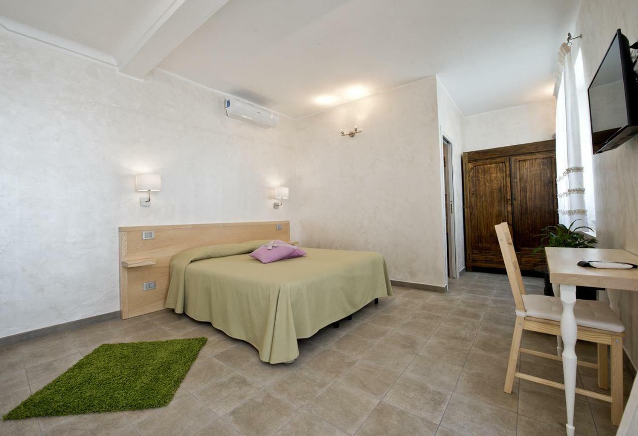 La Finestra Sulla Reggia Bed & Breakfast Venaria Reale Bagian luar foto